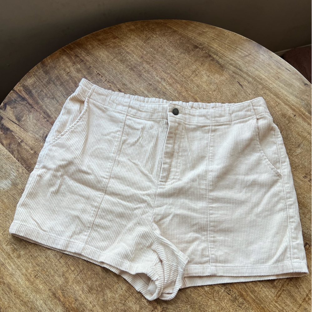 High Waist Corduroy Shorts - Cream